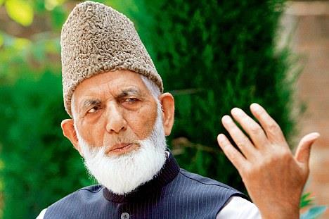 Omar’s tweets ‘childish, based on little knowledge’: Hurriyat (G)